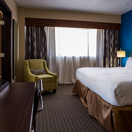 Holiday Inn Houston Downtown By Ihg Exterior photo