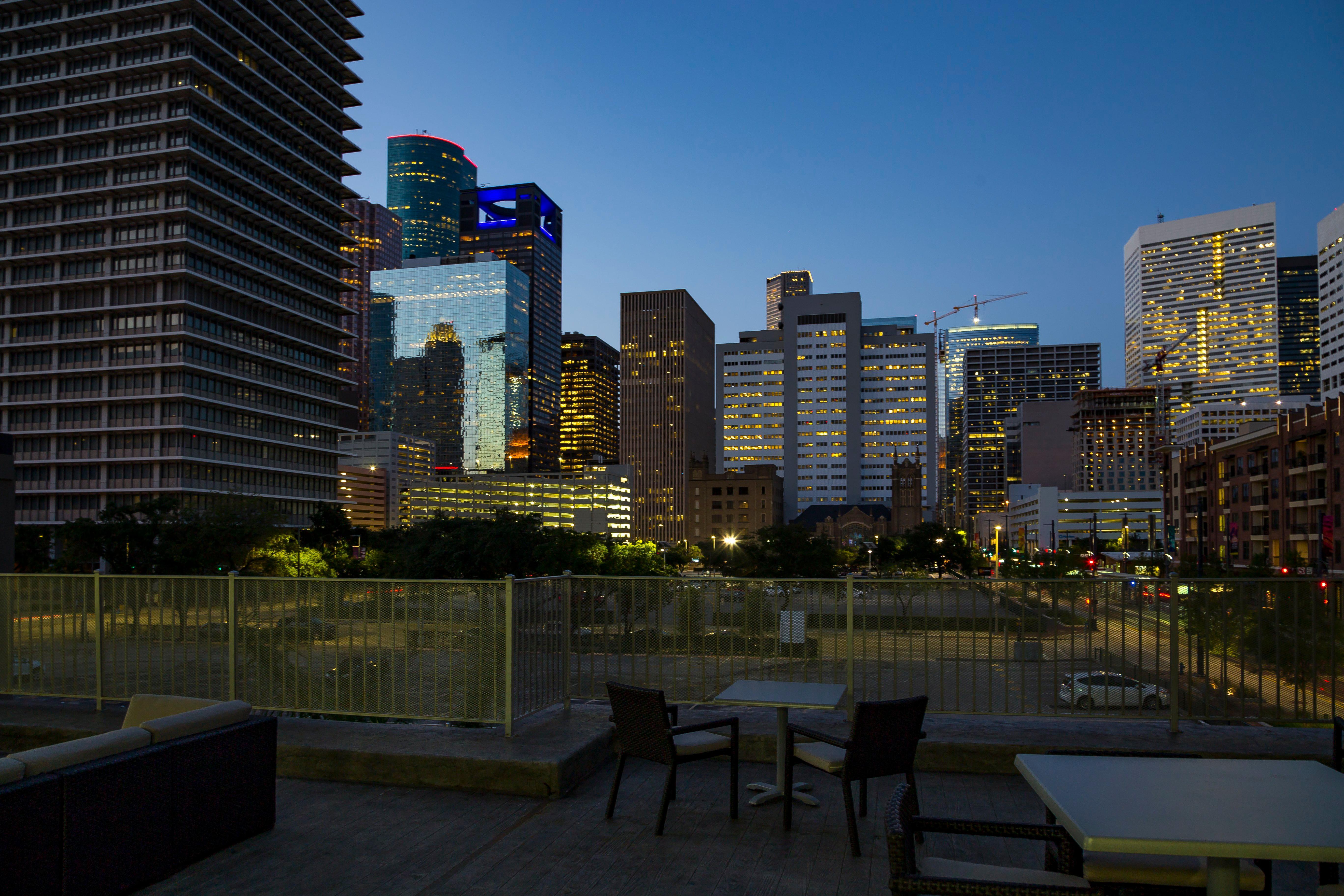 Holiday Inn Houston Downtown By Ihg Exterior photo