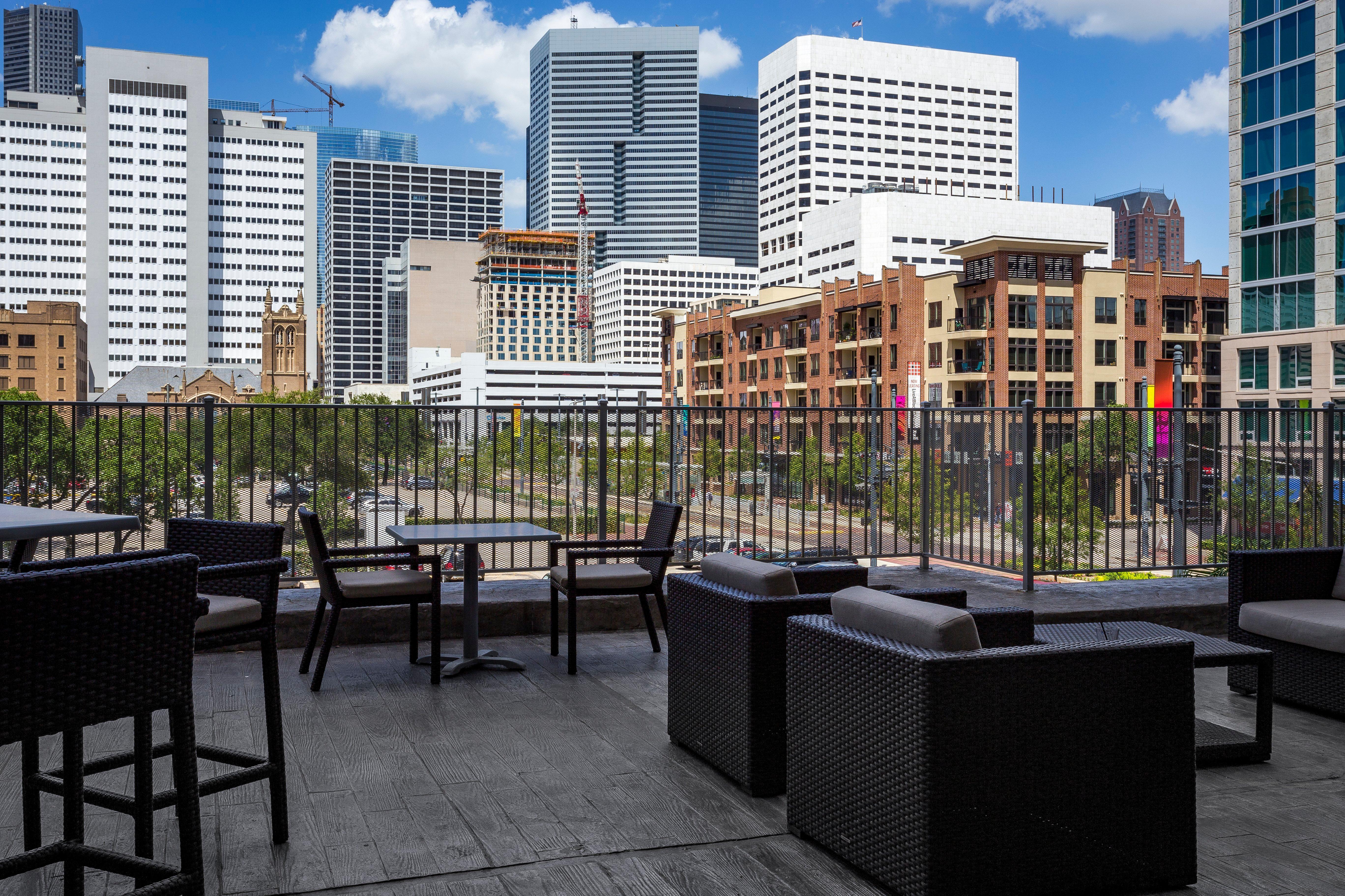 Holiday Inn Houston Downtown By Ihg Exterior photo